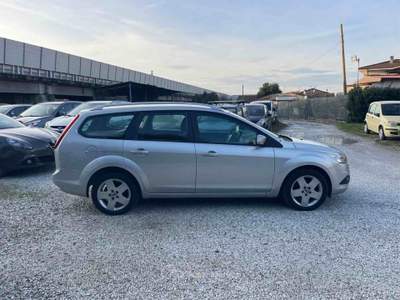 Ford Focus - SW .- TITANIUM Argento usata Massa