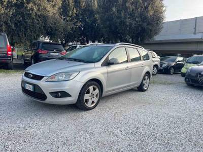 Ford Focus - SW .- TITANIUM Argento usata Massa