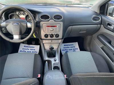 Ford Focus - SW .- TITANIUM Argento usata Massa