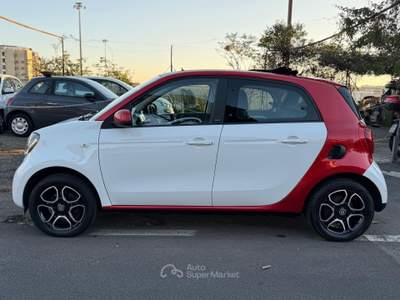 Smart ForFour 70 1.0 Passion Cabriolet Cambio manuale Bianco usata Roma