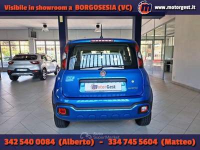 Fiat Panda 1.0 FireFly S&amp;S Hybrid City Cross Blu/Azzurro usata Borgosesia