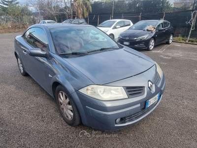 Renault Mégane Mégane C-C 1.9 dCi/130CV Luxe Grigio usata Gragnano