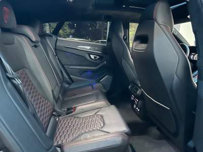 Lamborghini Urus Capsule Nero usata Prato