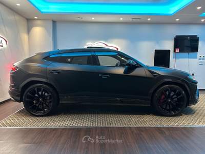 Lamborghini Urus Capsule Nero usata Prato