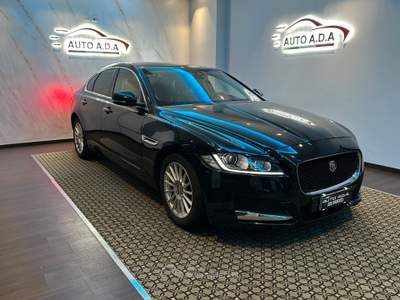 Jaguar XF Portfolio Nero usata Prato