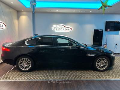Jaguar XF Portfolio Nero usata Prato