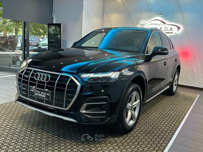 Audi Q5 204 CV quattro S tronic Business Advanced Nero usata Prato