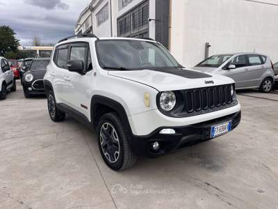 Jeep Renegade Renegade 2.0 mjt Trailhawk 4wd 170cv auto Bianco usata Anzio