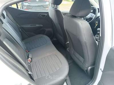 Hyundai i10 i10 1.0 mpi Connectline 63cv Bianco usata Liscate
