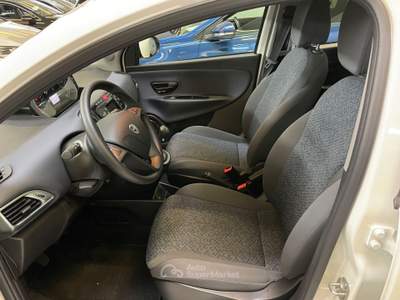 Lancia Ypsilon 5 porte S&S Hybrid Oro Bianco usata Gozzano