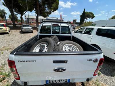 Ford Ranger *MOTORE NUOVO*DOPPIO TRENO DI CERCHI /GOMME* Bianco usata Grosseto