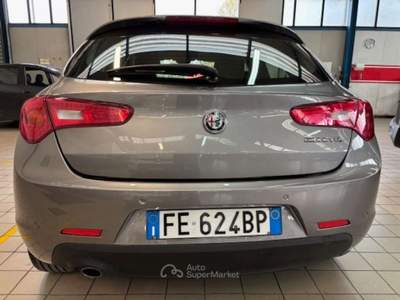 Alfa Romeo Giulietta III 2016 1.6 jtdm Super 120cv Grigio usata Roma