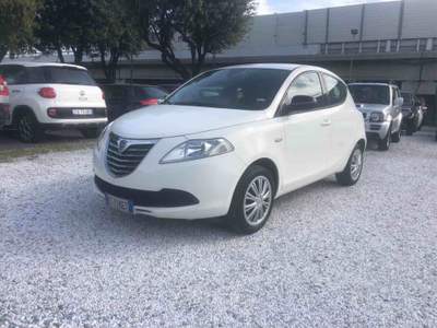 Lancia Ypsilon - GPL - PER NEOPATENTATI - ECOSHIC Bianco usata Massa