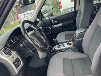 Land Rover Discovery SE Nero usata Massa