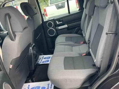 Land Rover Discovery SE Nero usata Massa
