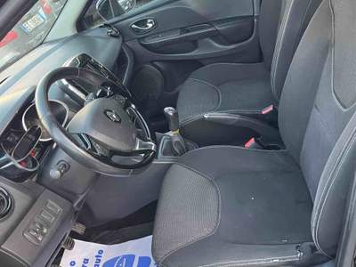 Renault Clio Sporter 1.5 dCi 8V 75CV Live Nero usata Massa
