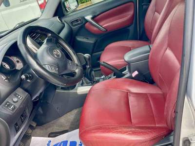 Toyota RAV4 - 4X4 INTEGRALE - PELLE Argento usata Massa