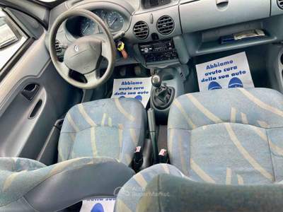 Renault Kangoo - 5 POSTI - Grigio usata Massa
