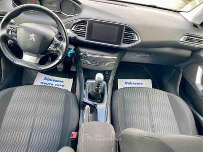 Peugeot 308 BlueHDi - SW - ALLURE Grigio usata Massa