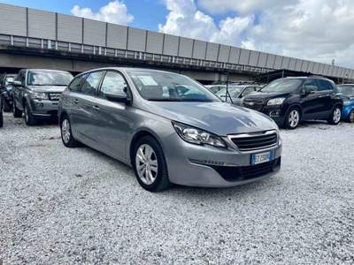Peugeot 308 BlueHDi - SW - ALLURE Grigio usata Massa