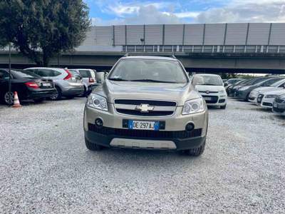 Chevrolet Captiva - 4X4 - AUTOMATICA - 7 POSTI - UNICO PROPRIETARIO Bronzo usata Massa