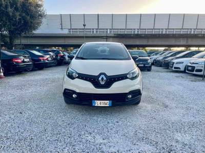 Renault Captur - 1.5 DCI - SOLO 44 000 KM - ENERGY INTENSE Beige usata Massa