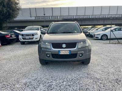 Suzuki Grand Vitara - 4X4 - 4WD - INTEGRALE - GANCIO TRAINO Grigio usata Massa