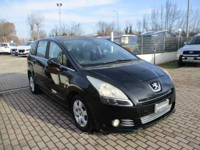 Peugeot 5008 1.6 HDi 112CV Business MOTORE 180.000 Nero usata Mogliano Veneto