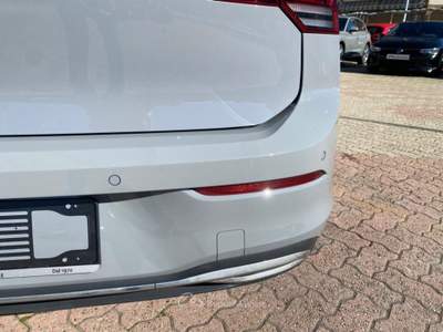 Volkswagen Golf 8 1.0 Active *Sedili riscaldati*Navi*Lega Grigio usata Boves