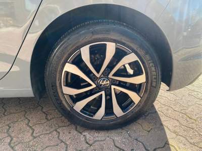 Volkswagen Golf 8 1.0 Active *Sedili riscaldati*Navi*Lega Grigio usata Boves