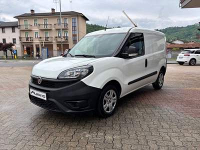Fiat Doblò 1.6 JTDM 105CV 3 POSTI Portellone Post. Vetro Bianco usata Boves