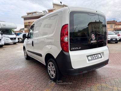 Fiat Doblò 1.6 JTDM 105CV 3 POSTI Portellone Post. Vetro Bianco usata Boves