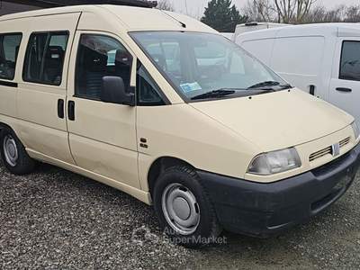Fiat Scudo 9 POSTI / SOLO 134.000 KM Beige usata Santa Giuletta