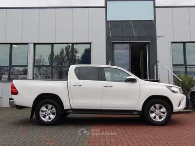 Toyota Hilux 2019 Toyota Hilux 2.4 D-4D-F Double Cab 4x4 Riscaldatore aux Bianco usata Antegnate