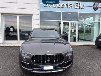 Maserati Levante 3.0 V6 Granlusso 250cv auto IVA ESPOSTA Grigio usata Bergamo