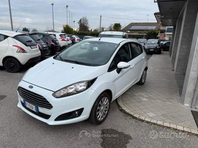 Ford Fiesta 1.2 Benzina Neopatentati usata Chiarano