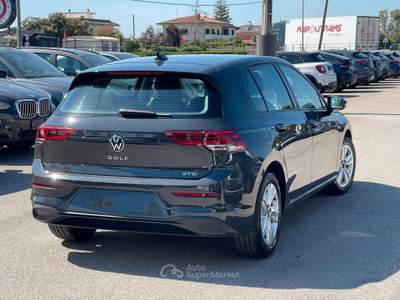 Volkswagen Golf EVO DSG Life usata Pomezia