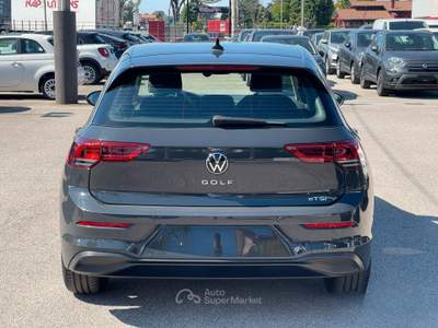 Volkswagen Golf EVO DSG Life usata Pomezia