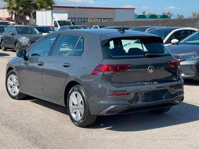 Volkswagen Golf EVO DSG Life usata Pomezia