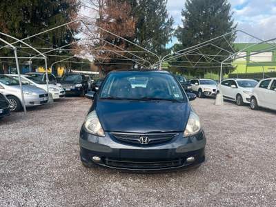 Honda Jazz 5p. NEOPATENTATI usata Bulgarograsso