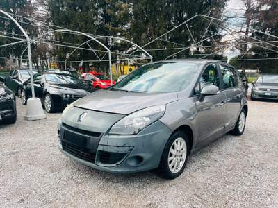 Renault Scénic Scenic X-Mod 1.6 Attractive usata Bulgarograsso