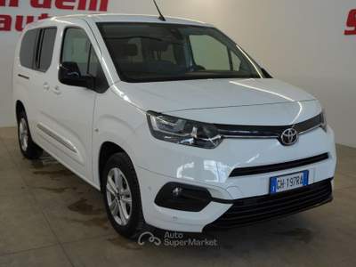 Toyota Proace 1.5D 130 CV S&S Long D Executive Bianco usata San Vito dei Normanni