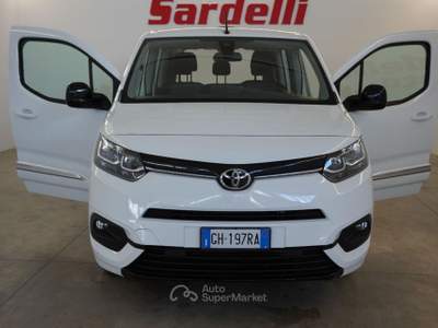 Toyota Proace 1.5D 130 CV S&S Long D Executive Bianco usata San Vito dei Normanni