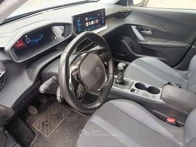 Peugeot 2008 Peugeot 2008 1.2 PureTech 130 Allure #9256 Grigio usata Novara