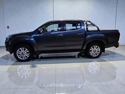 Isuzu D-Max 1.9 Crew Cab Quasar A/T 4WD Clima Grigio usata Cassacco