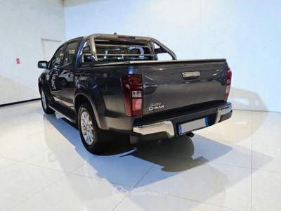 Isuzu D-Max 1.9 Crew Cab Quasar A/T 4WD Clima Grigio usata Cassacco