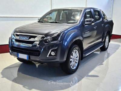 Isuzu D-Max 1.9 Crew Cab Quasar A/T 4WD Clima Grigio usata Cassacco
