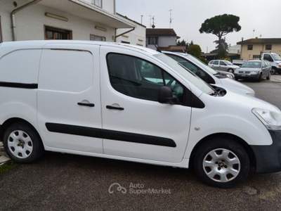 Peugeot Partner BlueHDi 100CV FURGONE 3 POSTI NON C'E' IVA DA AGG. Bianco usata COMACCHIO