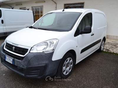 Peugeot Partner BlueHDi 100CV FURGONE 3 POSTI NON C'E' IVA DA AGG. Bianco usata COMACCHIO