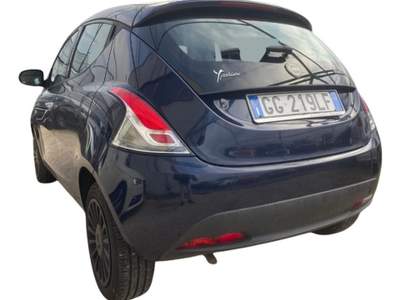 Lancia Ypsilon 1.0 FireFly 5 porte S&S Hybrid Ecochic Gold Blu/Azzurro usata Oderzo